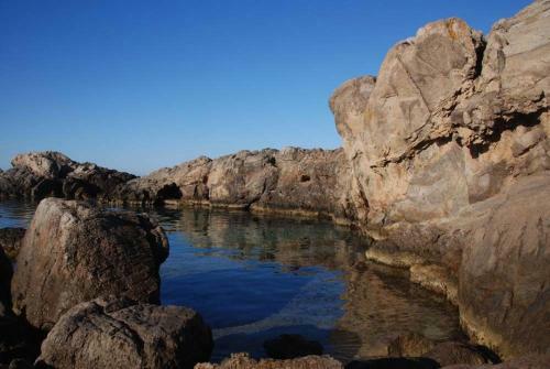 Porto Pino Villa Sleeps 10 Wifi