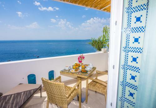 Hostal Villa Pietra Santa