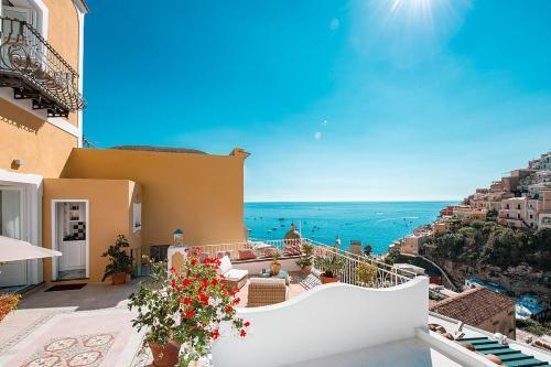 Positano Villa Sleeps 6 Air Con Wifi