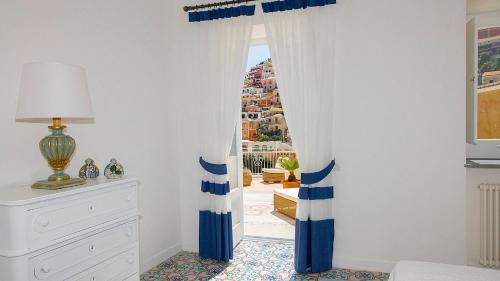 Positano Villa Sleeps 6 Air Con Wifi