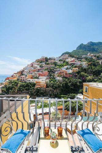 Positano Villa Sleeps 6 Air Con Wifi