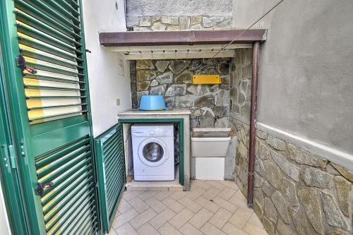 Praiano Villa Sleeps 4 Air Con Wifi