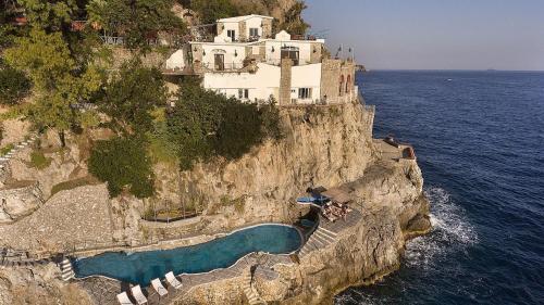 Praiano Villa Sleeps 14 Pool Air Con Wifi