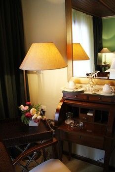 Albergue Four Seasons Pension Guest House