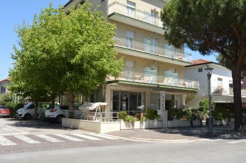 Hotel Urania