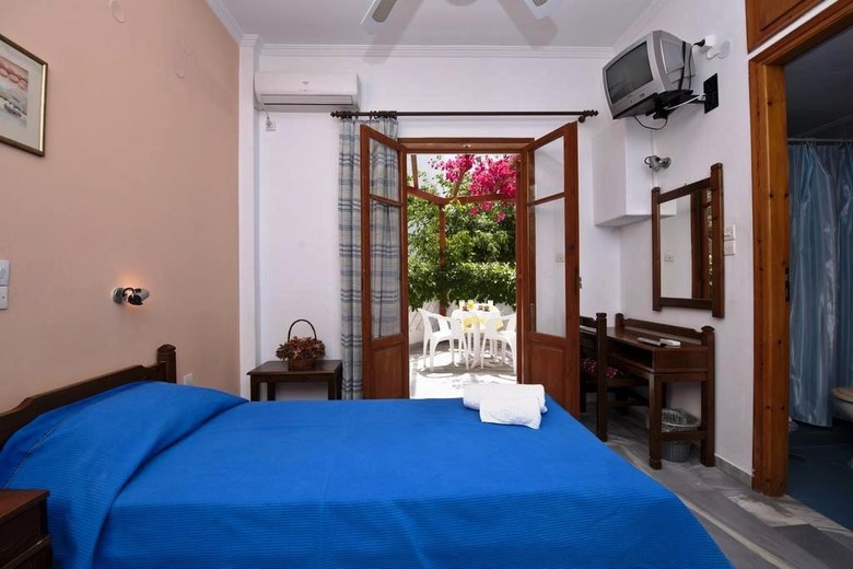 Hotel Marisa Rooms