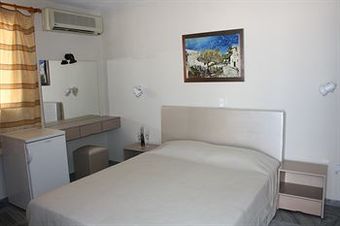 Hotel Al Mare Studios & Rooms