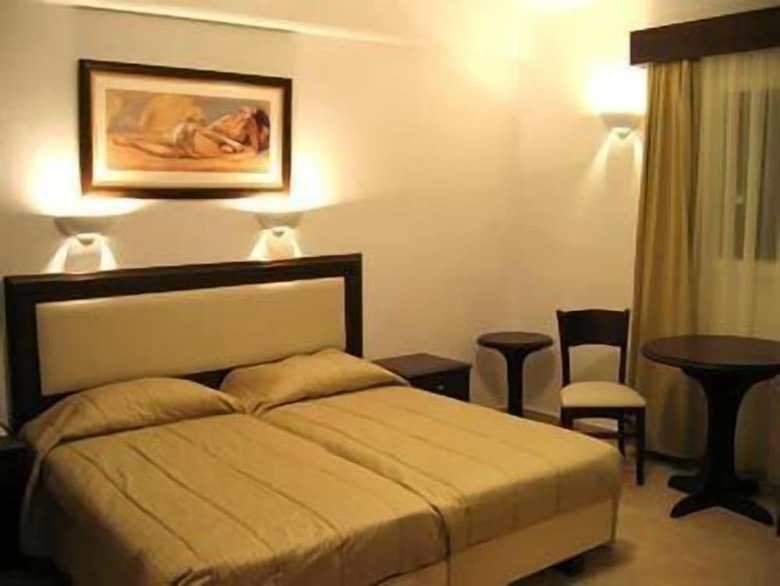 Giannoulaki Village Hotel
