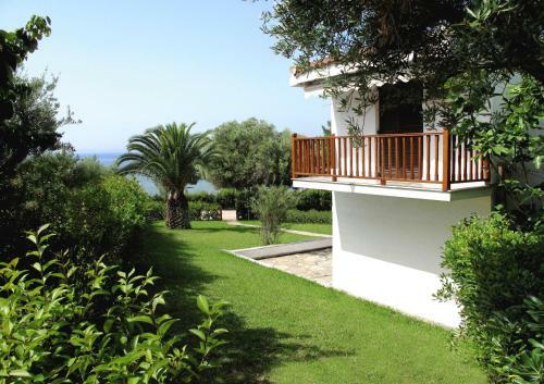 Hotel Trikorfo Beach