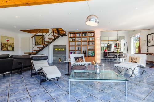Villa Bahia � 2 Minutes Des Plages !!