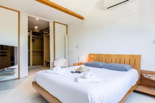 Villa Bahia � 2 Minutes Des Plages !!
