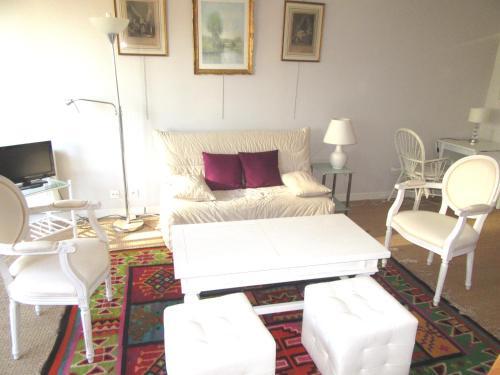 Apartamento Joli Studio Vue Mer Biarritz Centre - B9374