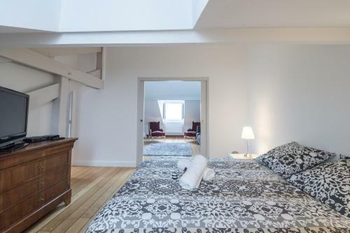 Apartamento Clublord - Charming Duplex With A Park View