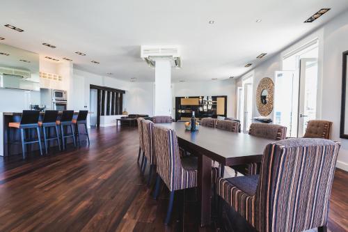 Biarritz Apartment Sleeps 6 Air Con Wifi
