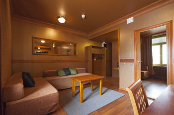 Hotel Kantarellis' Suites