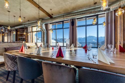 Luxury 8 Bedroom Apartment 380m2 - 2 551m Altitude