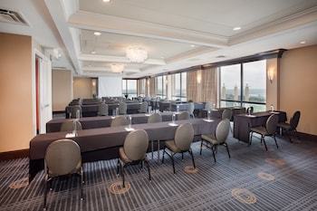 Crowne Plaza Hotel Kansas City Downtown