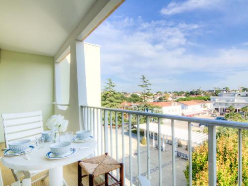 Apartment Saint Palais.5