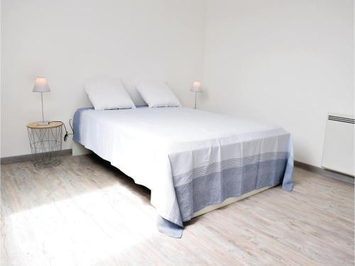 Three-bedroom Holiday Home In Saint-germain-sur-ay