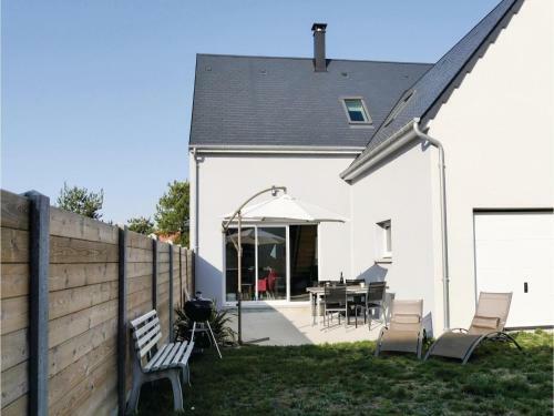 Two-bedroom Holiday Home In Saint Germain Sur Ay