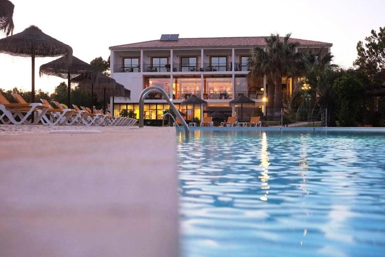 Hotel Luzmar Villas