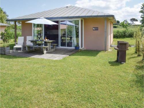 Two-bedroom Holiday Home In Guisseny