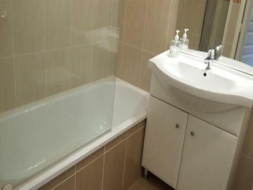 Apartment Dongoxenia 16, Quartier Calme.