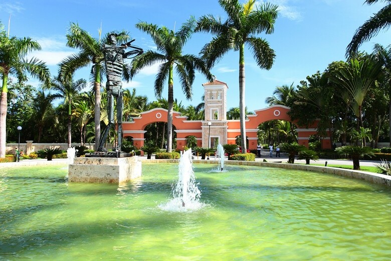 Hotel Bahia Principe Grand Bavaro