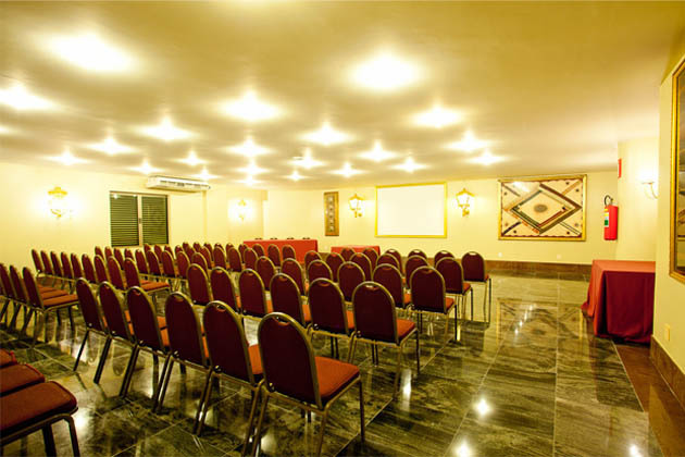 Dayrell Hotel & Centro De Conven��es