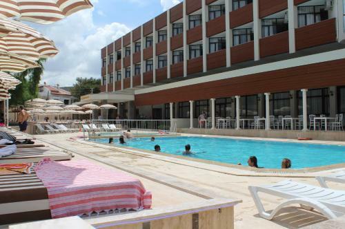 Wa �e?me Farm Hotel Beach Resort & Spa