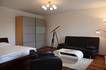 Hotel B! Apartments