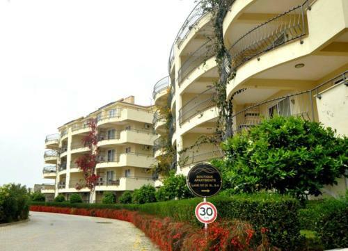 Goldcity Hotel Apartmens