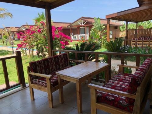 Bed & Breakfast Sedir Park - Beach Bungalow