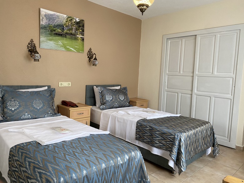Portakal Hotel