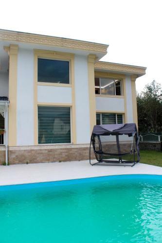 King Villa