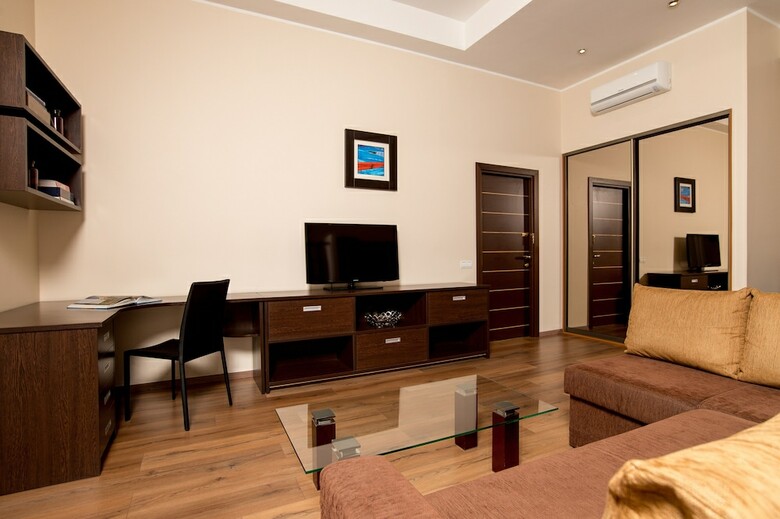 Hotel Senator Apartments City Center