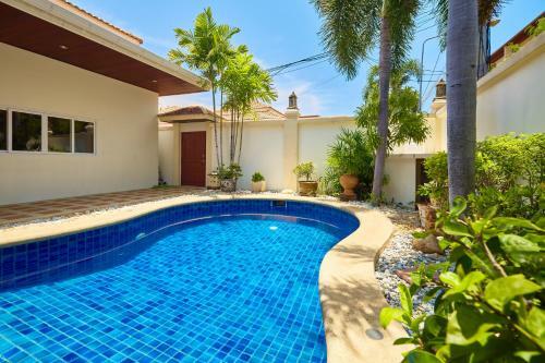 Golden Villa By Mypattayastay