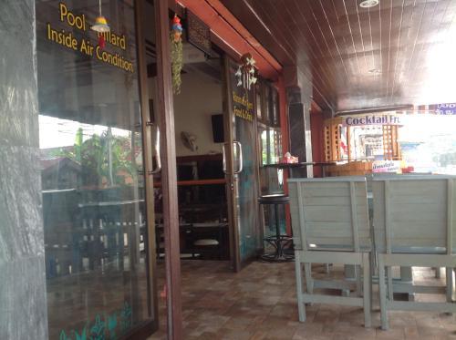Hostal Ben & Lek Gay Friendly Guesthouse