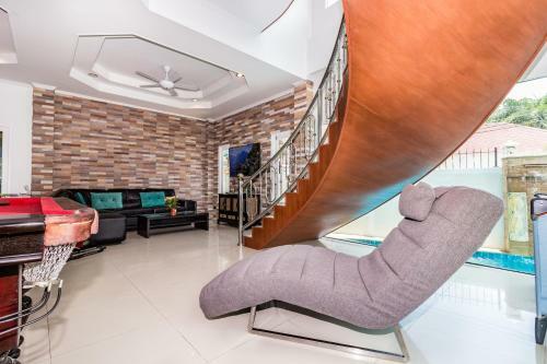 Walkingstreet Tewaree Villa 4 Bedrooms