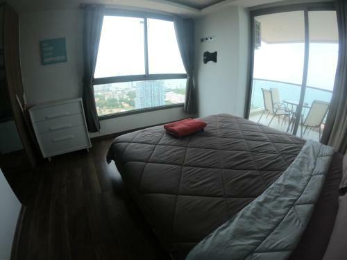 Apartamento The Peak Towers Condominium 24-05