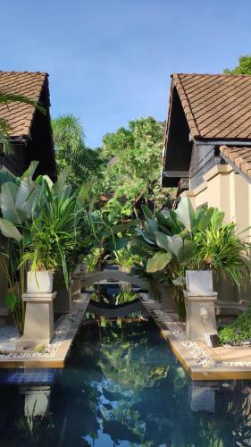 Lodge Montra Hotel