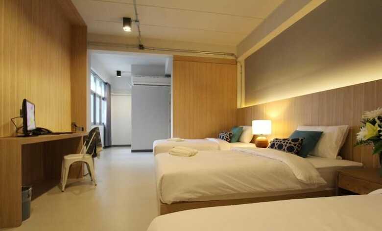 Rajthani Hotel