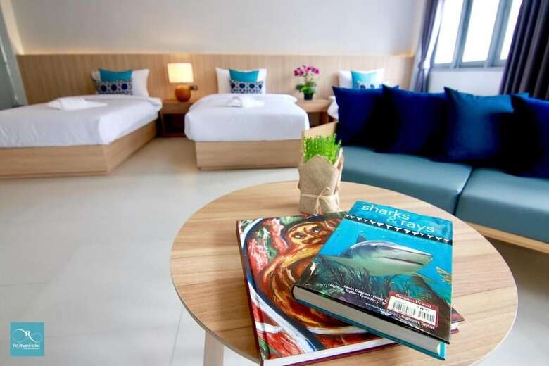 Rajthani Hotel