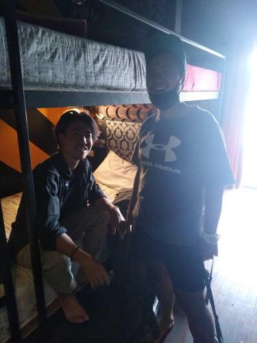 Chang Bed And Bar Hostel