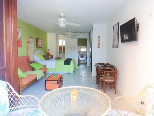 Apartamento Caba�a Sunjuan - Beach At Doorstep