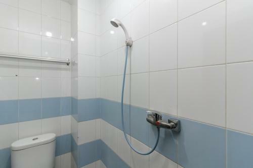 Hostal Reddoorz Near Duta Mall