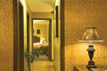 Hotel Plaza Athenee
