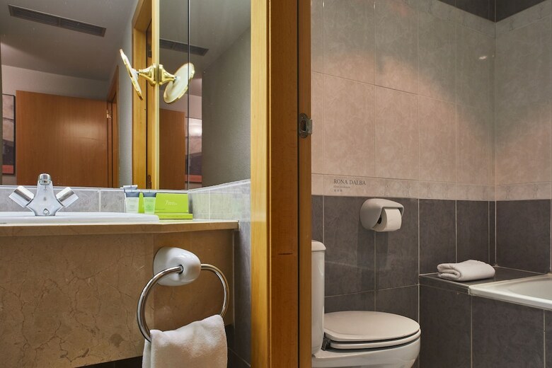 Hotel Silken Rona Dalba