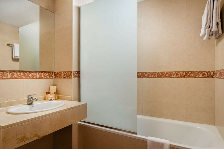 Hotel Sunotel Aston
