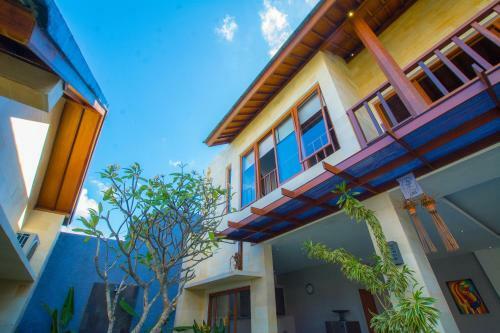 Sun Shoot Villas Seminyak - Villa Sandat